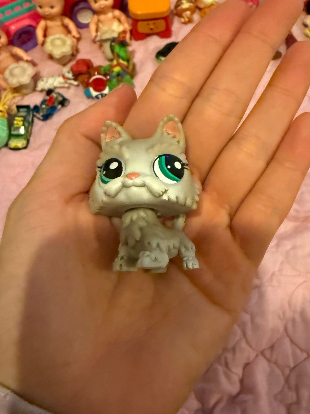 Littlest pet shop dog G7 #81